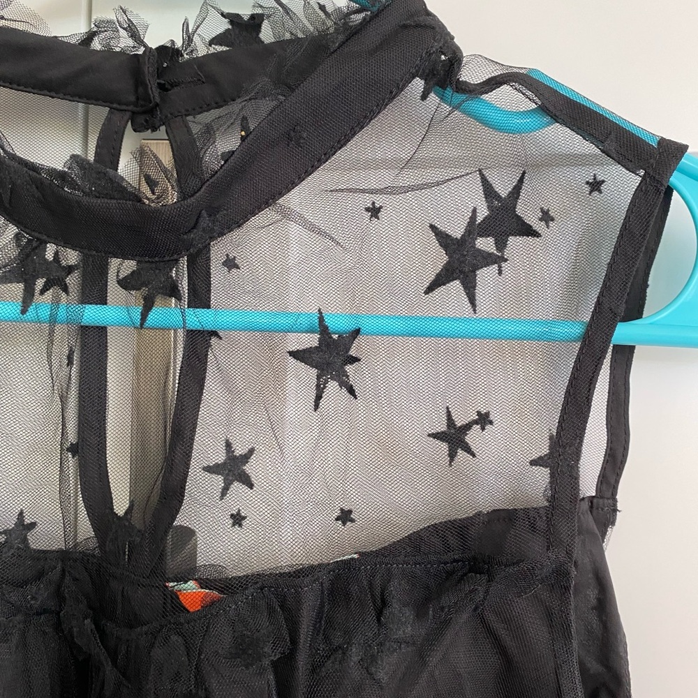 ModCloth Star Top - Picture 5 of 5